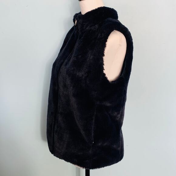 J. Crew Factory Navy Faux Fur Vest Size Small - Picture 3 of 9